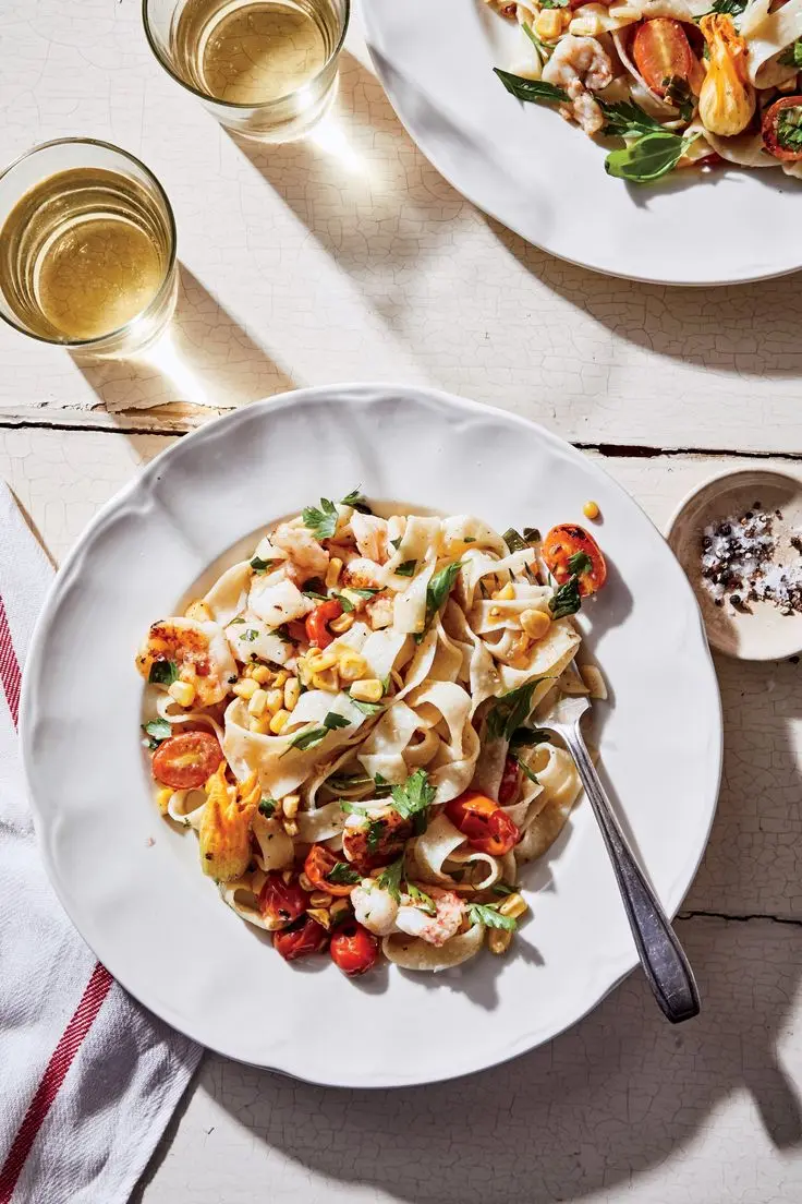 Linguini me fruta deti